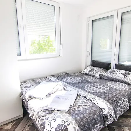 Nemir Zavojsko Jezero *