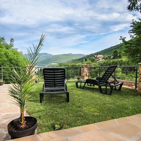 Nemir Zavojsko Jezero 아파트