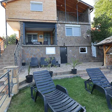 Nemir Zavojsko Jezero *